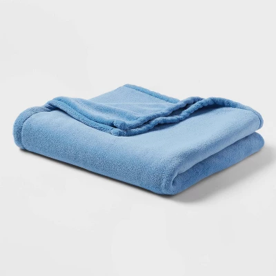 Butterfly Print Microfiber Decorative Bed Set With Throw Blue/Red/White - Room Essentials⢠- Image 6