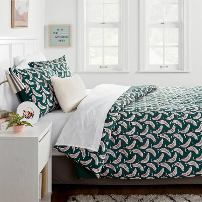 Microfiber Reversible Banana Print Comforter Dark Green - Room Essentialsā¢