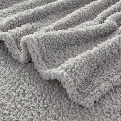 Sherpa Bed Blanket - Room Essentials - Image 2